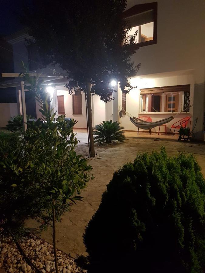 The Red House Apartment Alhendin Exterior photo
